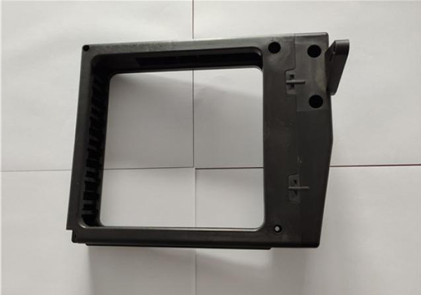 汽(qì)車模具(jù)