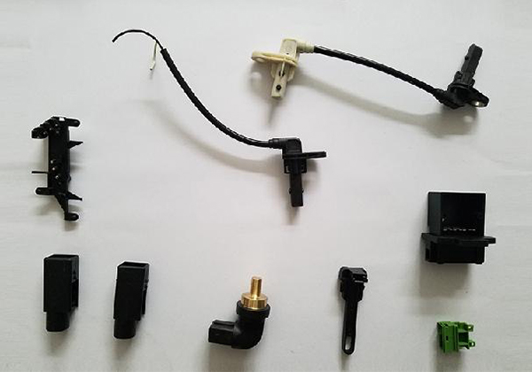 汽(qì)車模(mó)具